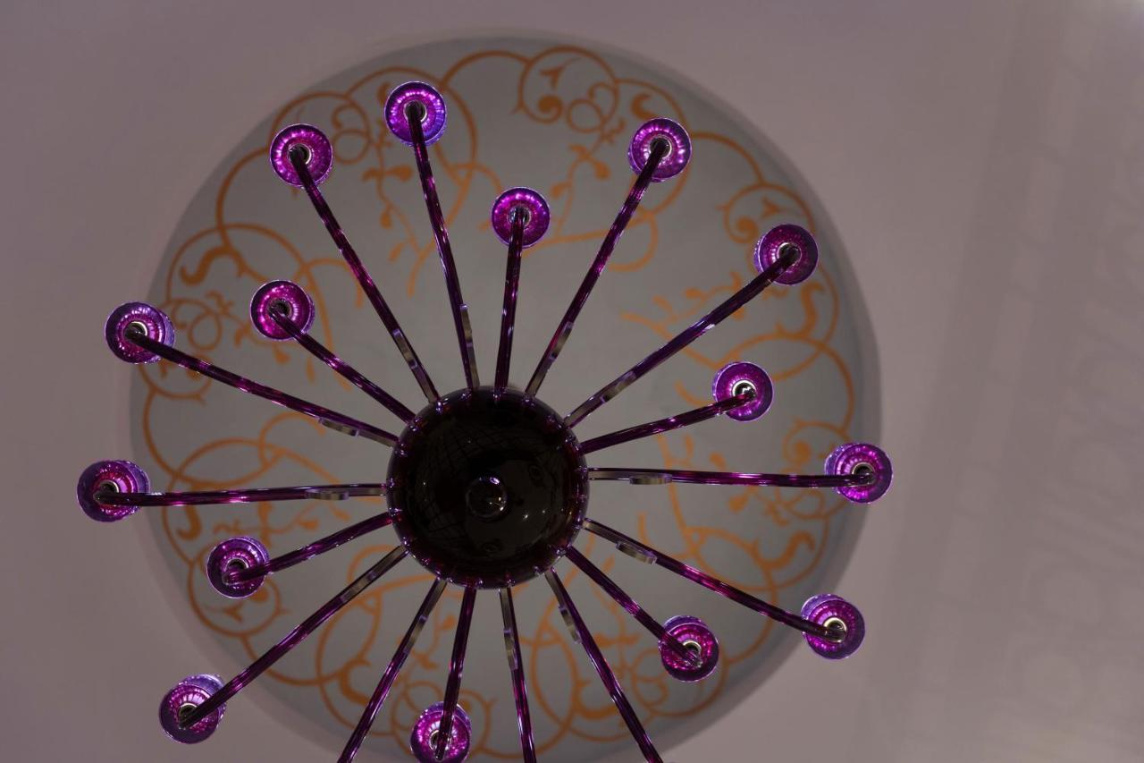 Al Messila, A Luxury Collection Resort & Spa, Доха Екстериор снимка Ceiling light