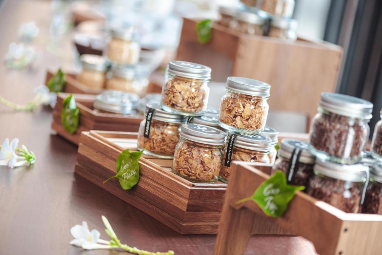 Al Messila, A Luxury Collection Resort & Spa, Доха Екстериор снимка Dried and ground black truffles