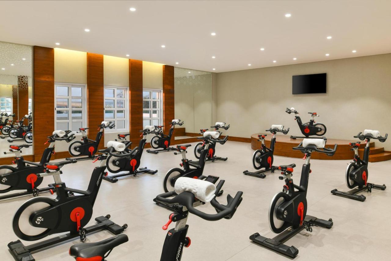 Al Messila, A Luxury Collection Resort & Spa, Доха Екстериор снимка A spinning class at a hotel