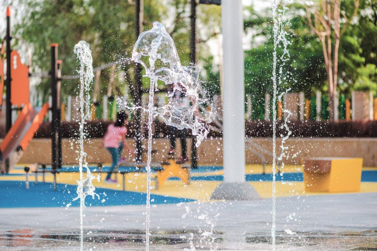 Al Messila, A Luxury Collection Resort & Spa, Доха Екстериор снимка Fountains at the park
