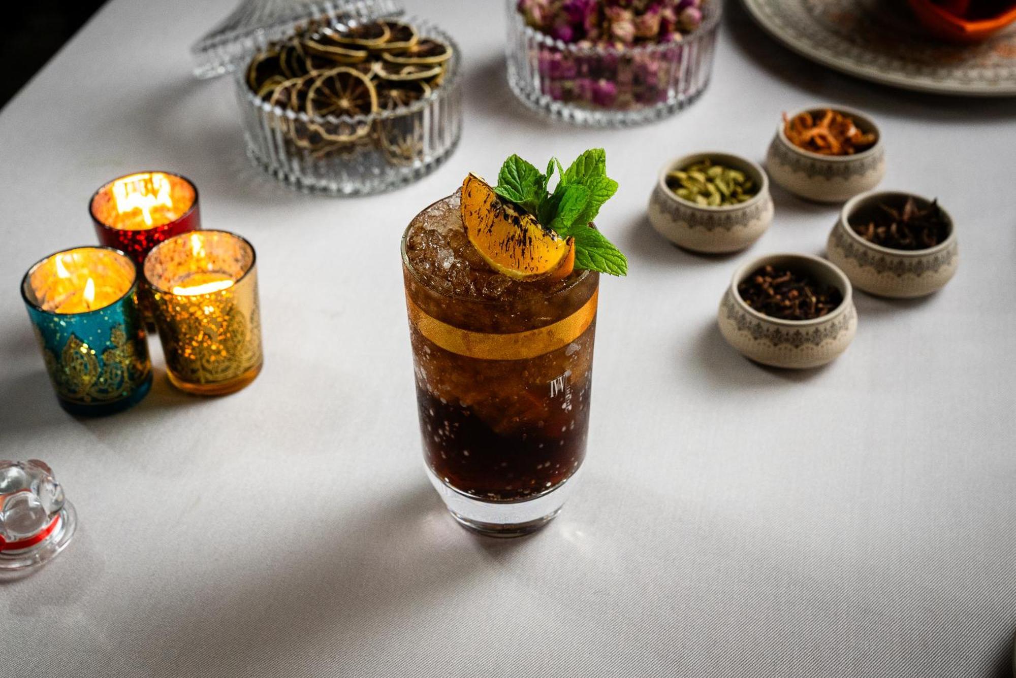Al Messila, A Luxury Collection Resort & Spa, Доха Екстериор снимка A masala chai cocktail